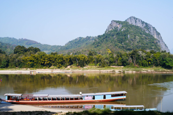 shompoo cruise mekong river