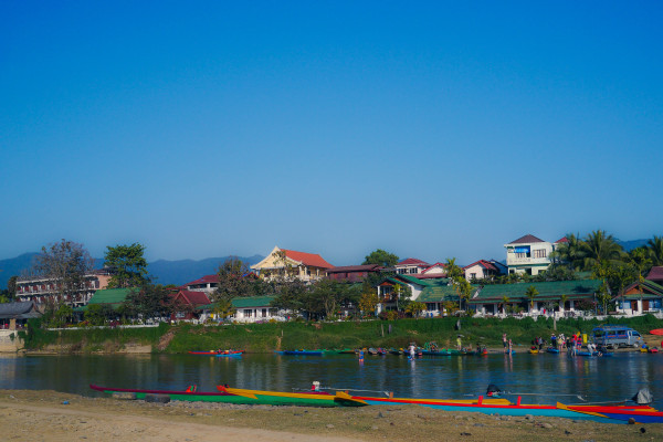 vang vieng laos