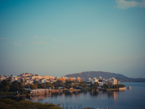 travel in udaipur, india