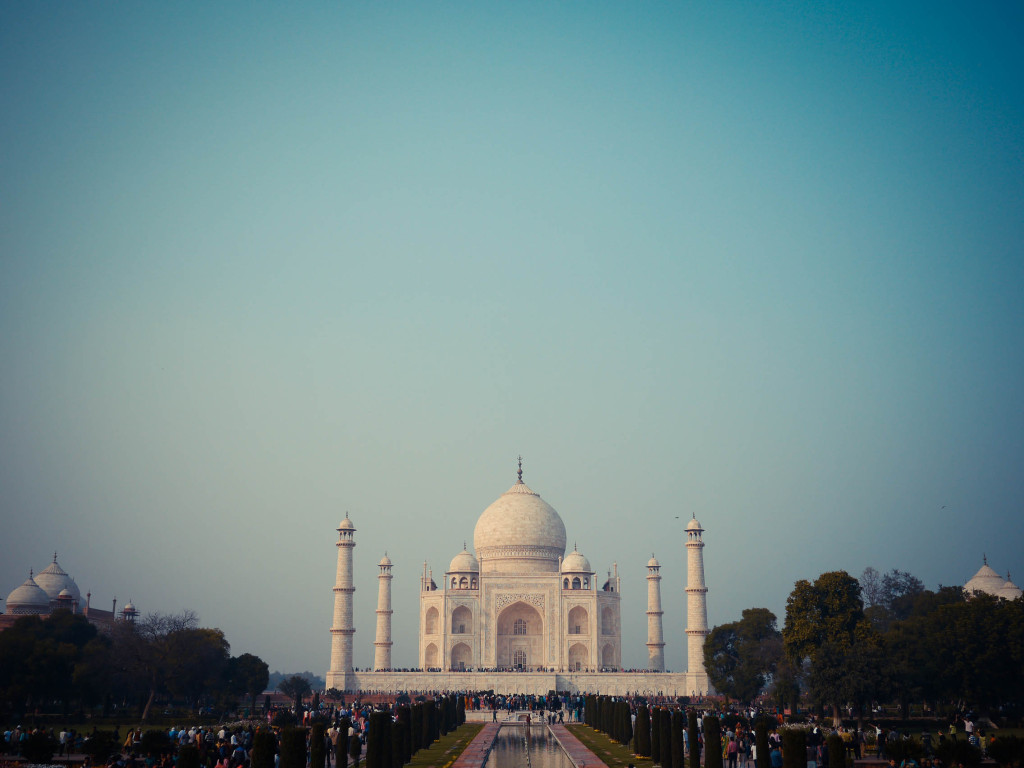 taj mahal agra india