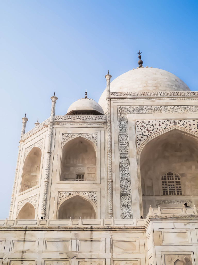 taj mahal agra india