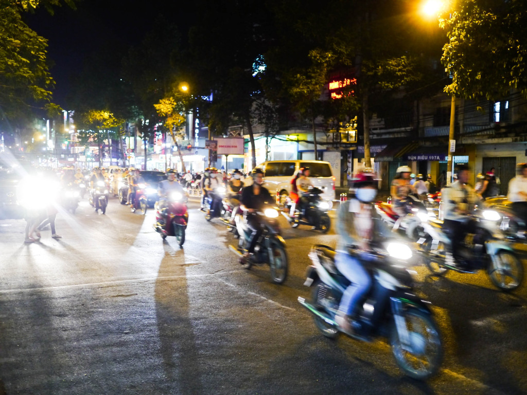 ho chi minh city motorbikes