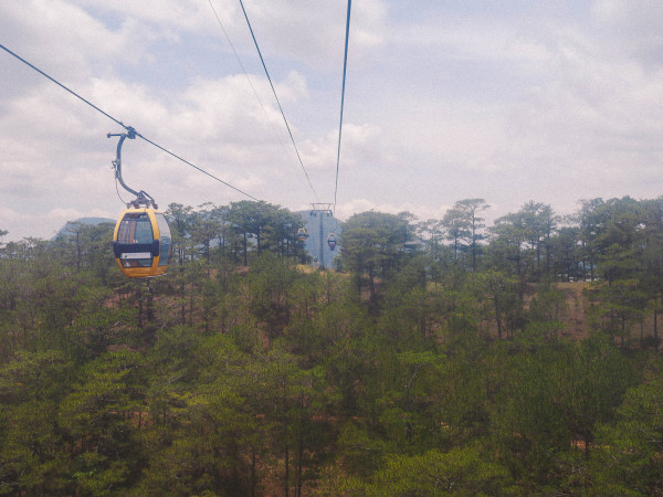 gondola in dalat, vietnam