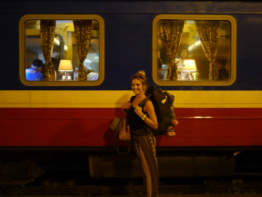 overnight train hanoi to sapa