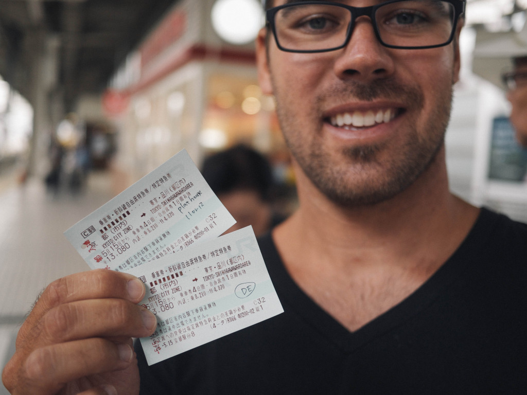 shinkansen bullet train from kyoto to tokyo 