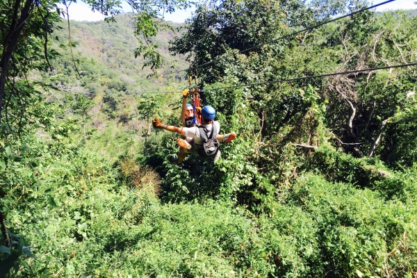 zip lining in costa rica