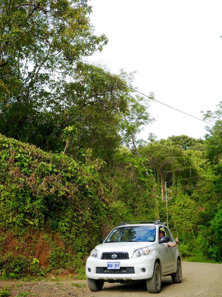 renting a car in costa rica